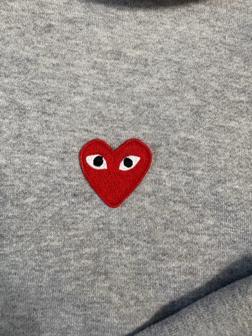 PLAY COMME des GARÇONS グレー パーカー XL