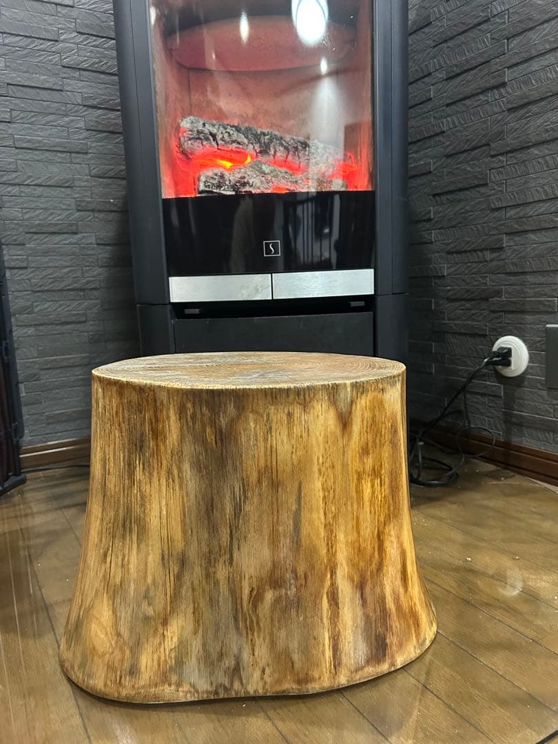 ケヤキ切り株　丸太　スツール　丸太椅子　サイドテーブル　ディスプレイ台