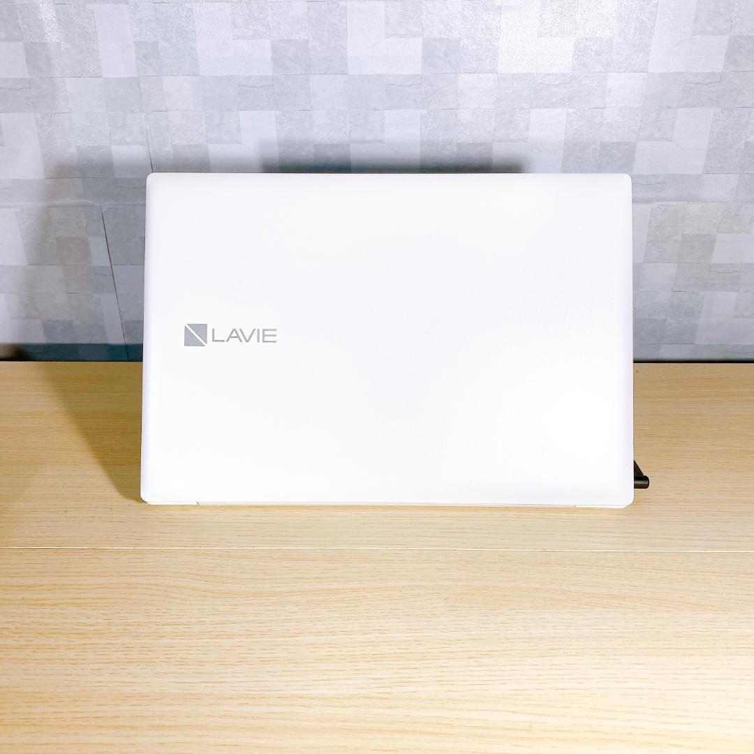 設定済み/大容量HDD1000GB/メモリ8GB/薄型ノートパソコン/カメラ付き