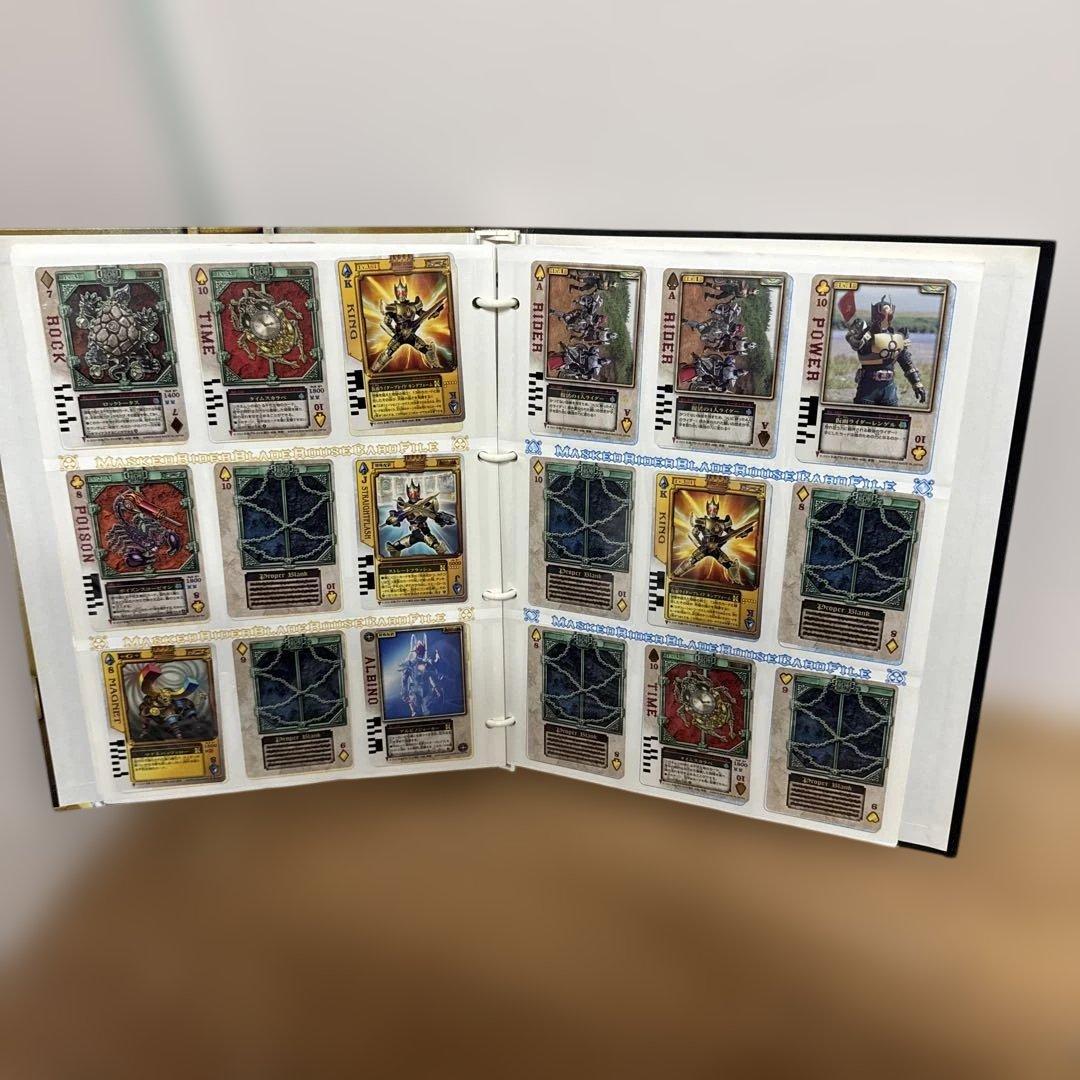 仮面ライダー カード まとめ カードファイル
