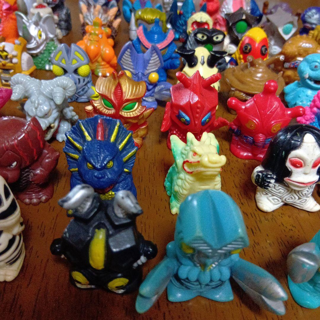 ウルトラマン指人形　怪獣　82体セット