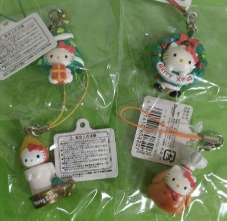 新品　ハローキティ　クリスマスストラップ　全4種　コンビニ限定　販売　2007年