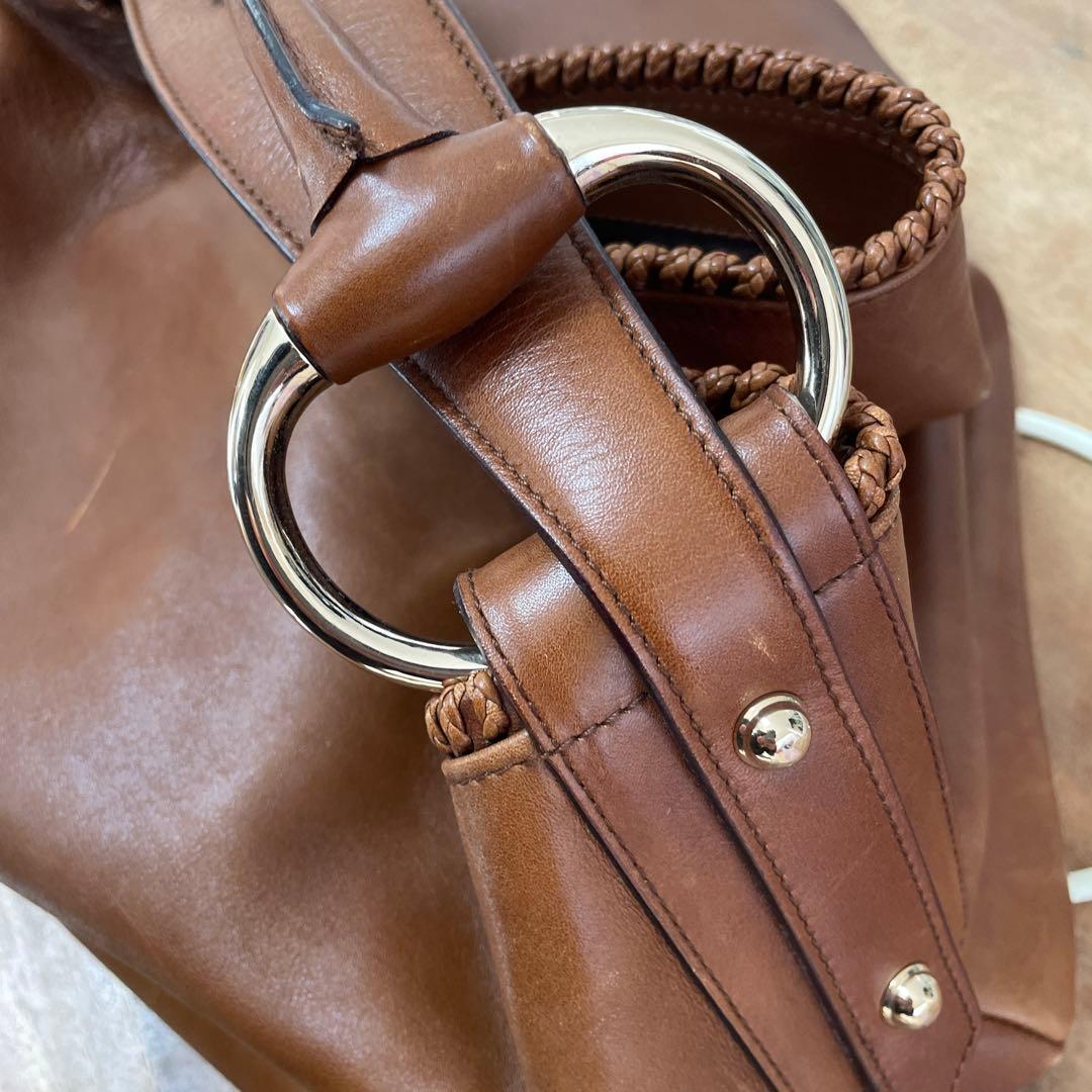 グッチ　ブラウンレザーショルダーバッグ