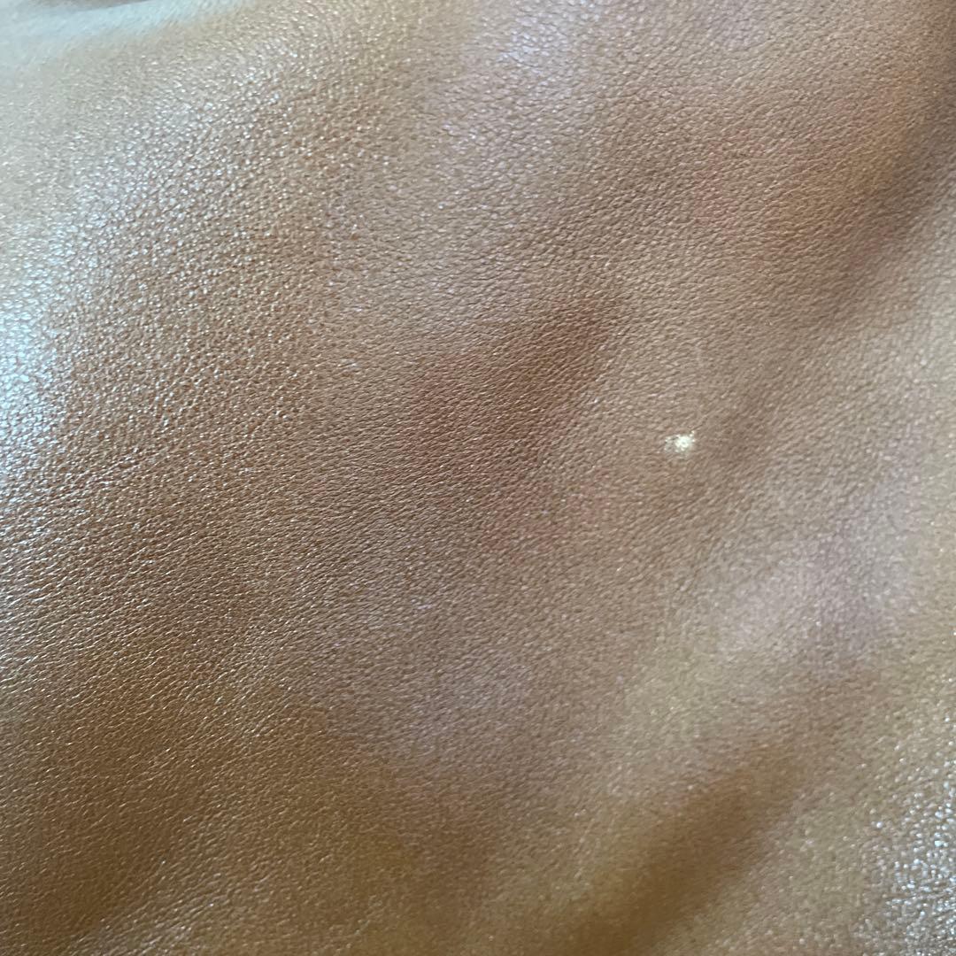 グッチ　ブラウンレザーショルダーバッグ