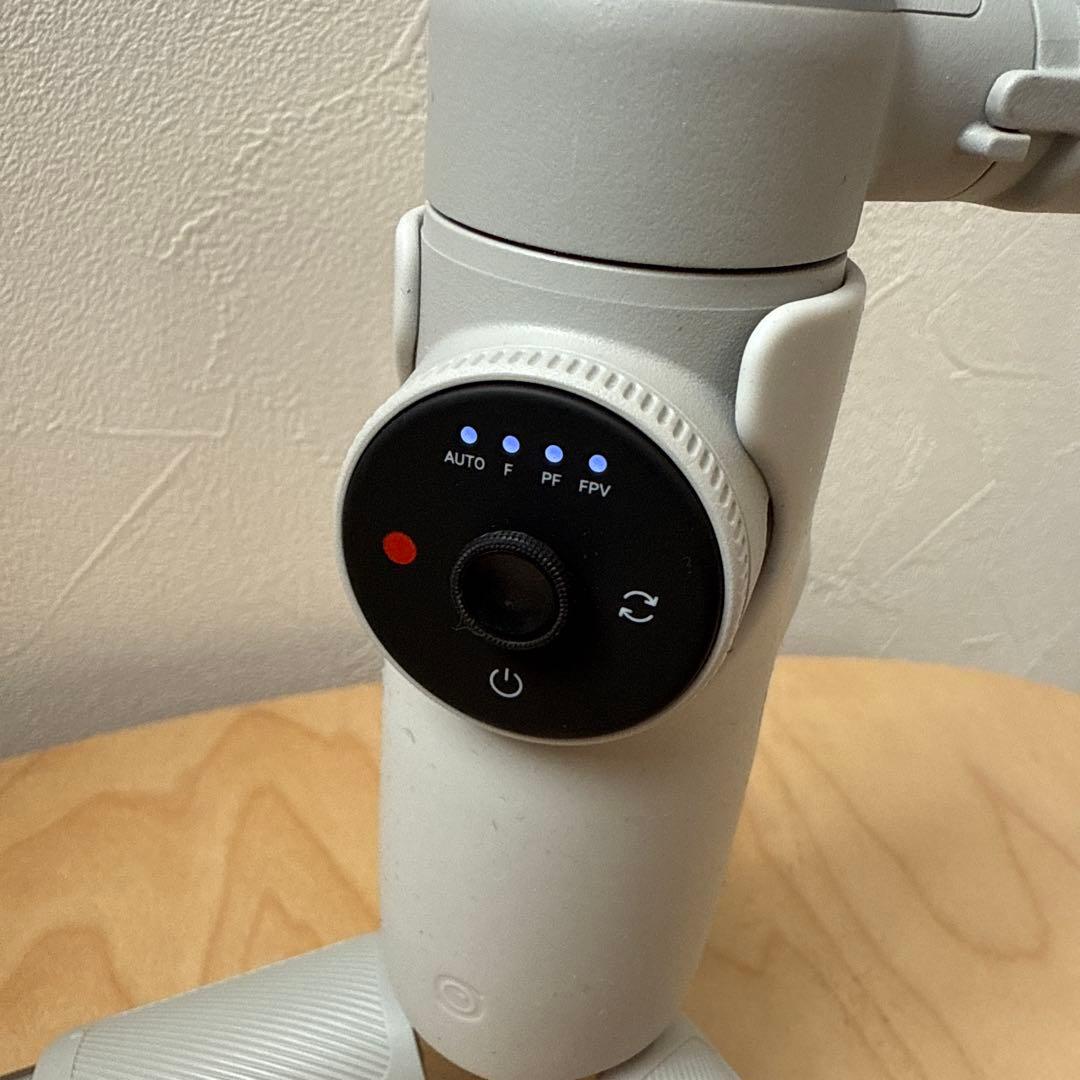 Insta360 Flow Pro 自動追尾機能付き三脚 NFC対応