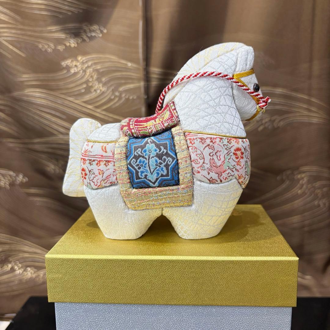 【ラスト1点】【龍村美術織物】2026年干支人形　木目込み人形「午（うま）」箱付