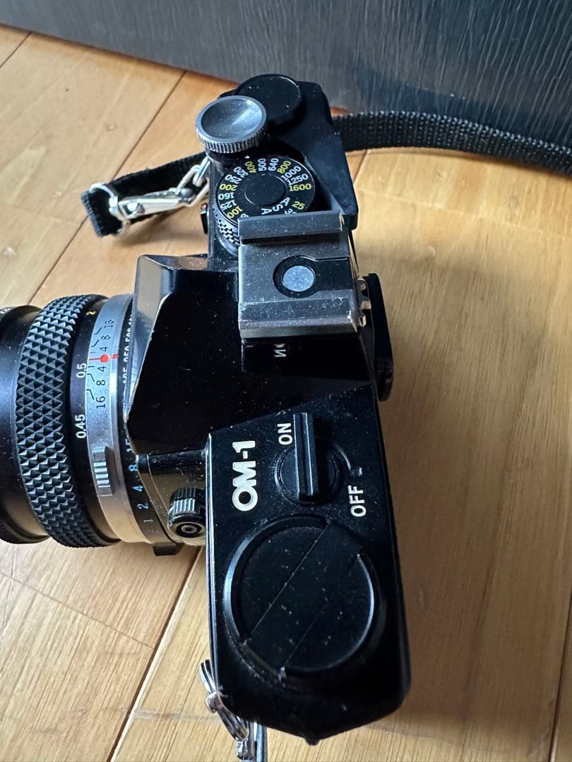 オリンパス　カメラ　OLYMPUS OM-1 中古