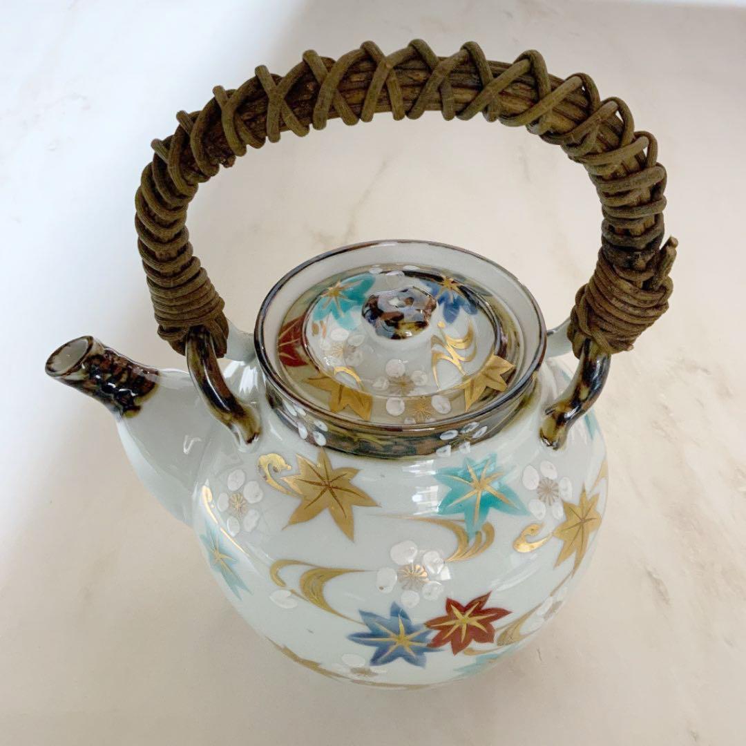 大きめの急須（梅・紅葉・金彩）