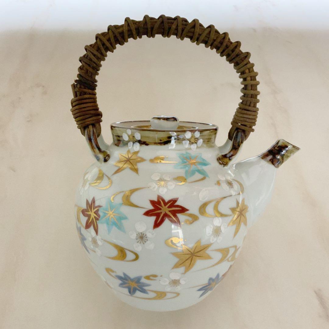 大きめの急須（梅・紅葉・金彩）