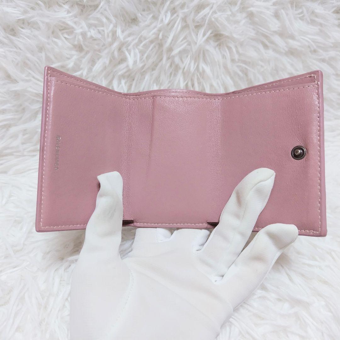 レア美品✨バレンシアガ◇アワーグラスクロコ型押し三つ折り財布　銀金具くすみピンク
