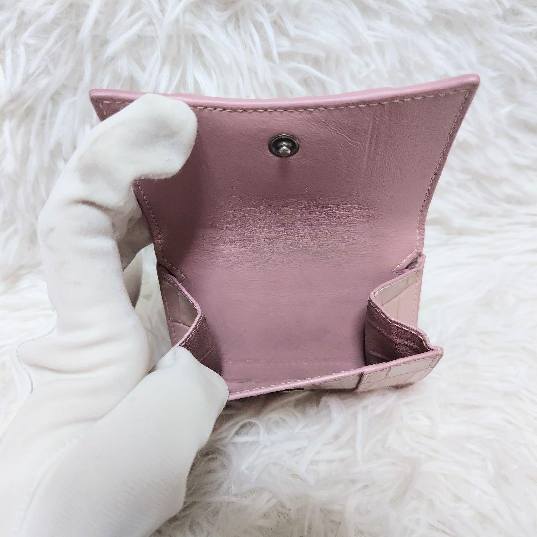 レア美品✨バレンシアガ◇アワーグラスクロコ型押し三つ折り財布　銀金具くすみピンク