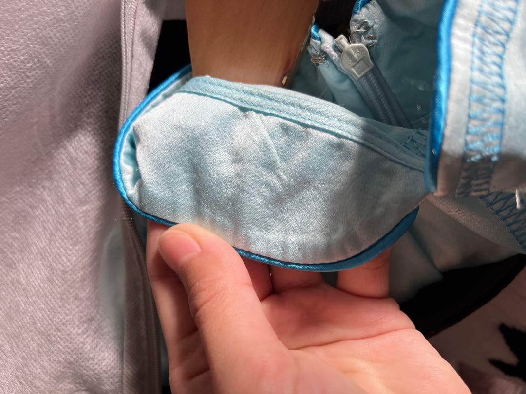 シークレットハニー アナ 雪山