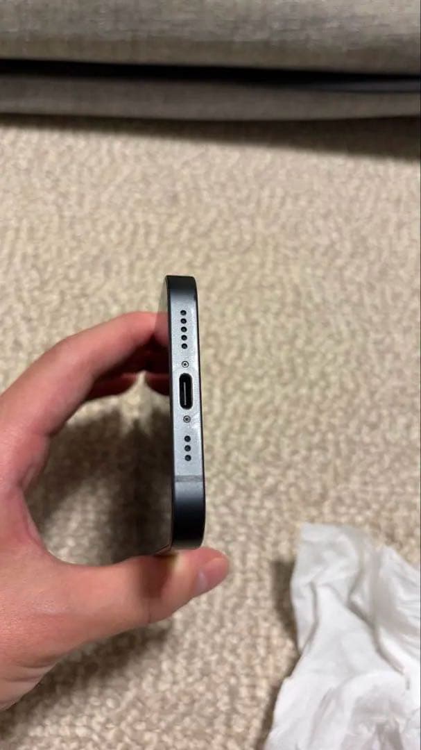 贅*付様 【美品】iPhone 16e ブラック 本体　256gb