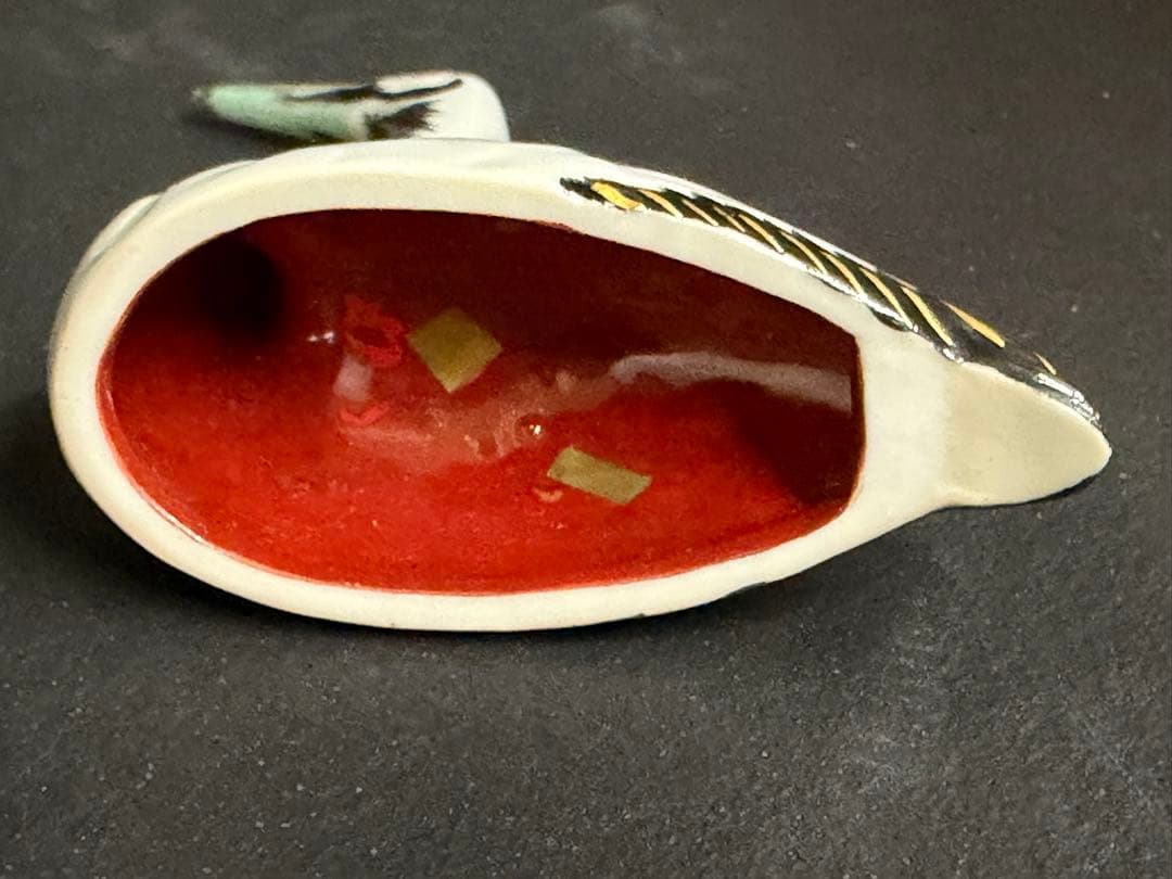 手塚祥堂　白鶴香合　堀内宗完書付　花押　共箱