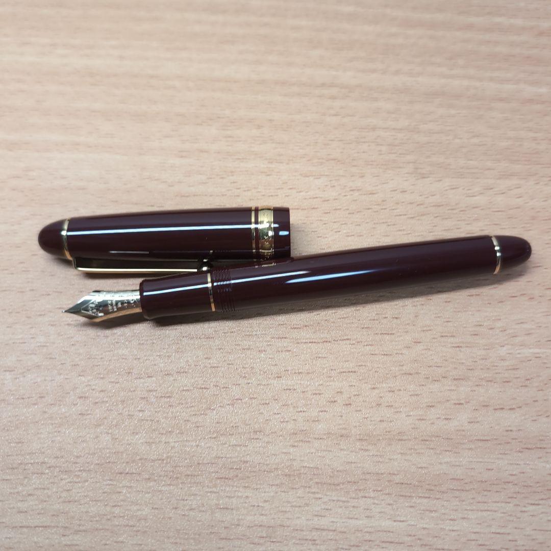 廃番カラー PILOT カスタム742 万年筆 細字 ディープレッド