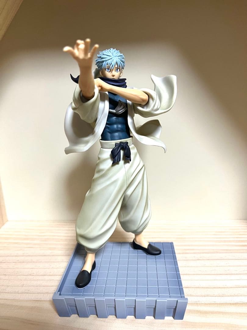 呪術廻戦　五条悟　ジャンプギガ　応募者全員サービス　フィギュア