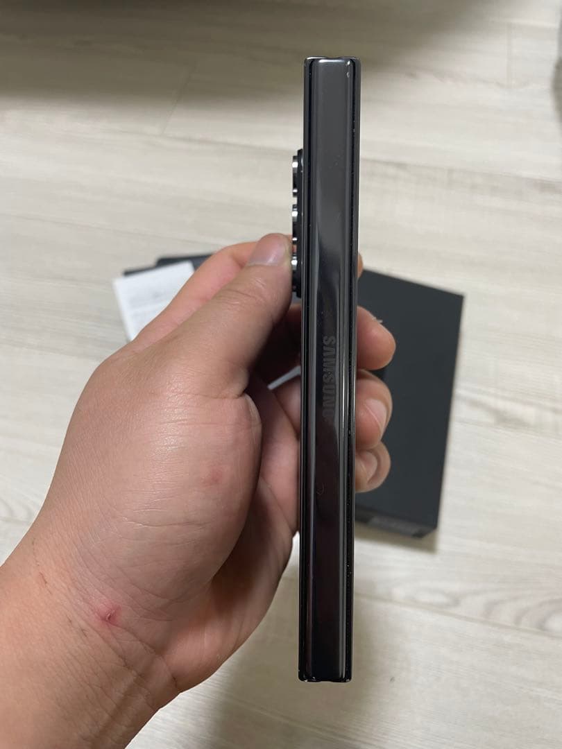 Samsung Galaxy Z Fold5 ブラック