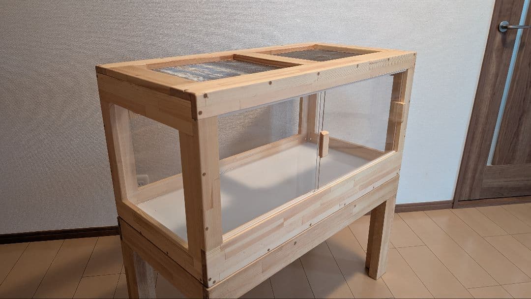 せのケージ！赤松集成材18ミリ幅60縦45奥行45全面アクリル板仕様