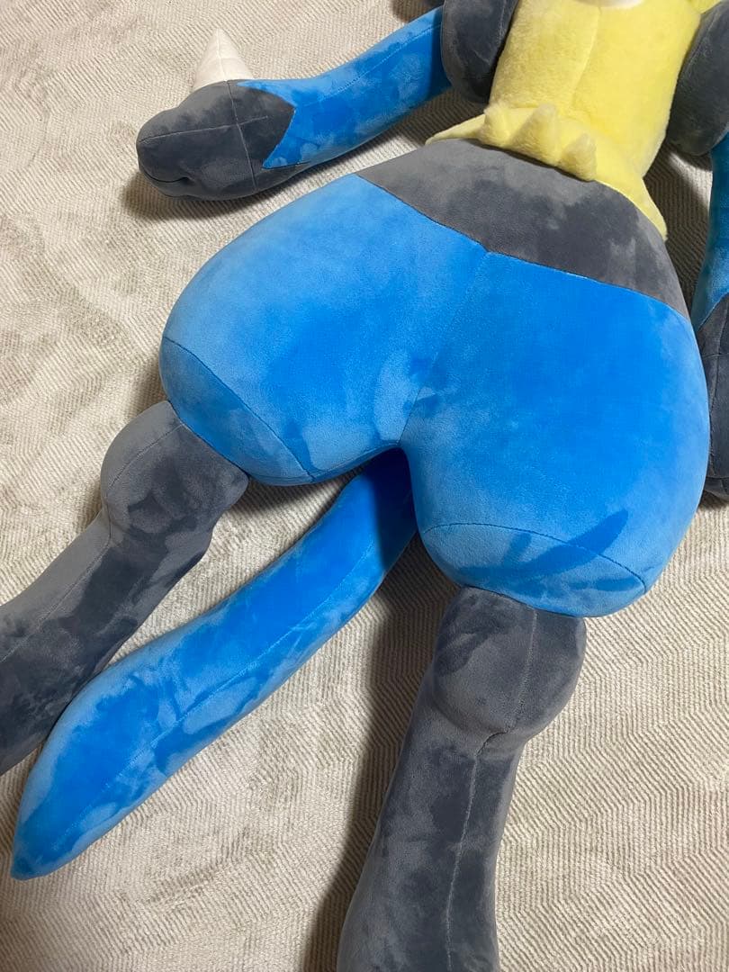 等身大ルカリオ ぬいぐるみ