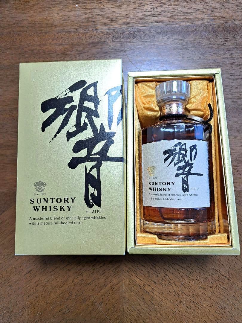 Jaja Suntory 響 ウイスキー 古酒 裏ゴールドラベル