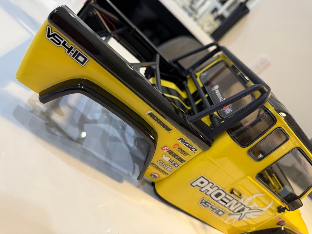 1/10 Vanquish vs4-10 phoenix ボディ オプション多数