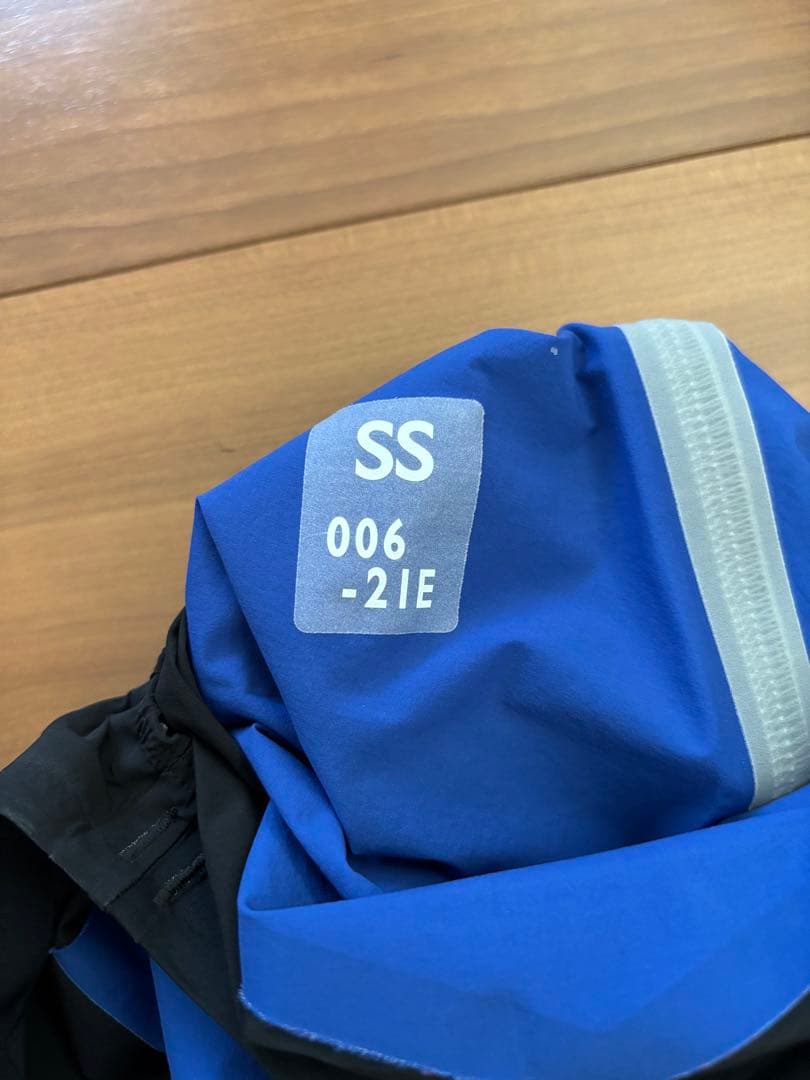 アリーナ　レディース　SSサイズ　競泳水着　高速水着　試合用