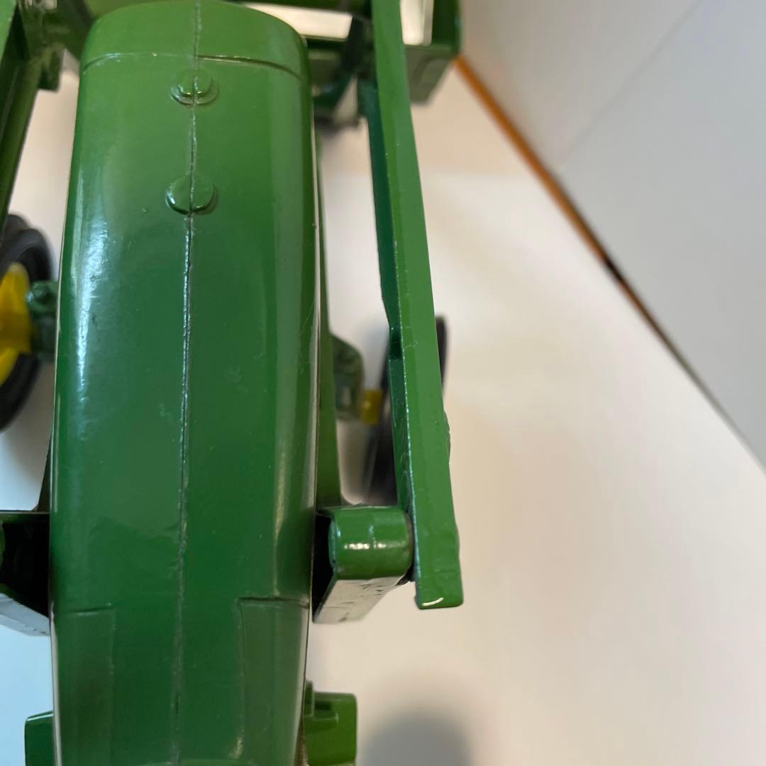 2211.ジョンディアトラクターJD2010 1/16ミニカー