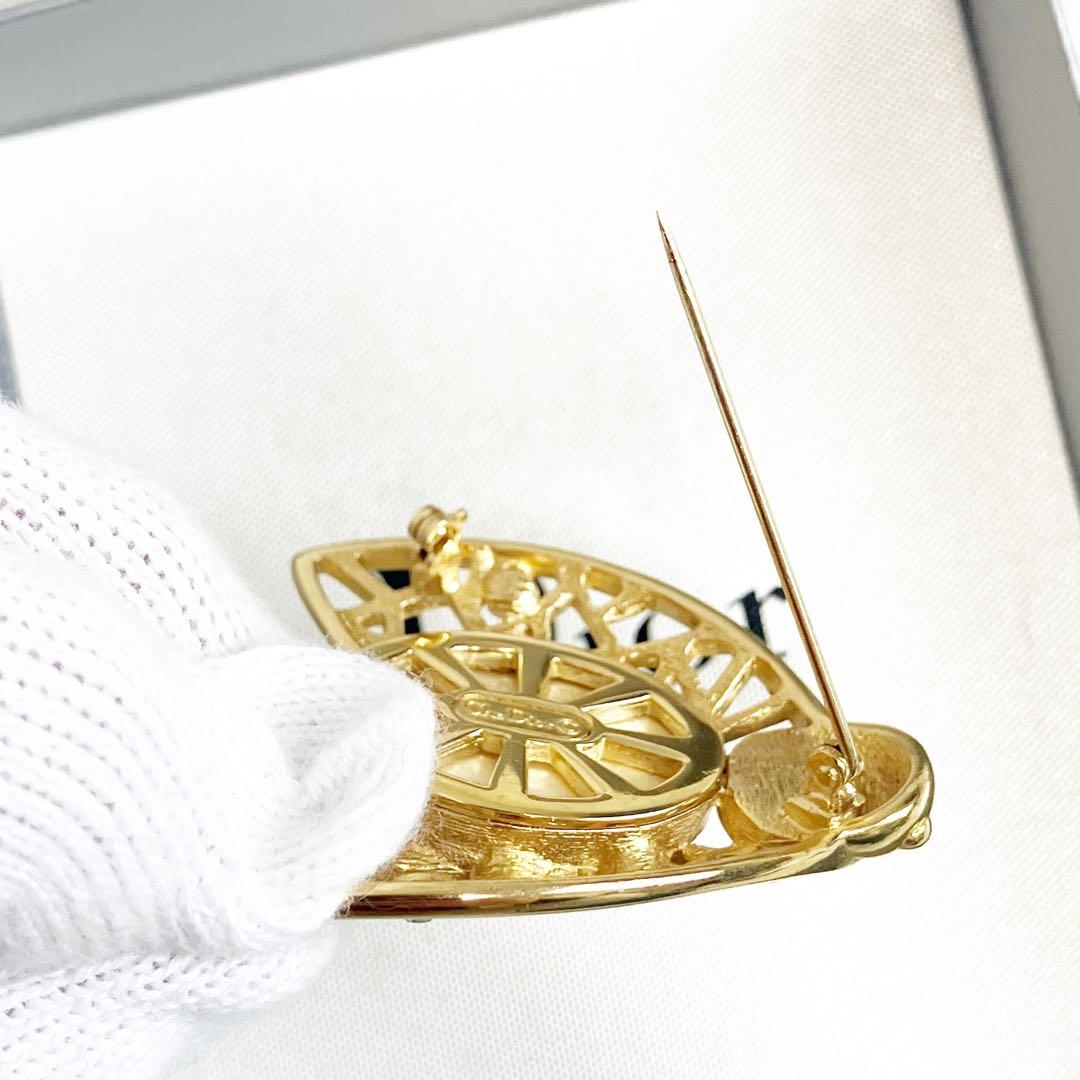 美品✨クリスチャン　ディオール　ブローチ　蜂　パール　ラインストーン　ゴールド