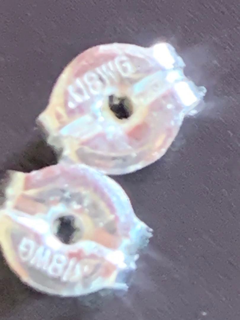 k18WGピアス✨ムーンストーン1.1g