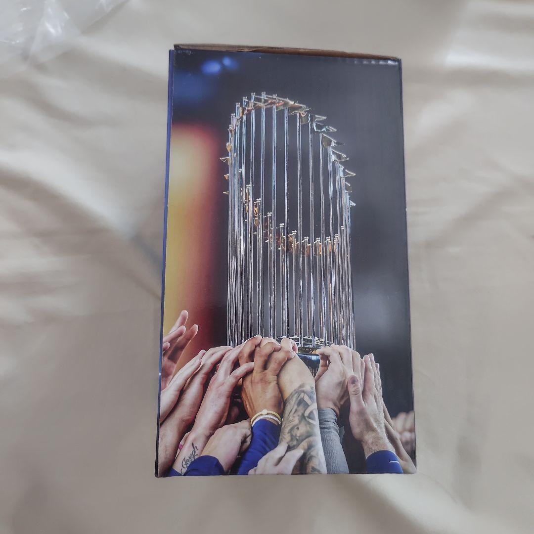 レプリカワールドシリーズチャンピオンシップトロフィー　6/17 配布 非売品