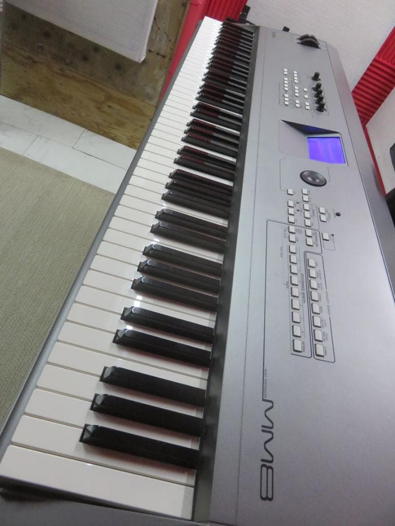 鍵盤楽器 Yamaha MM8