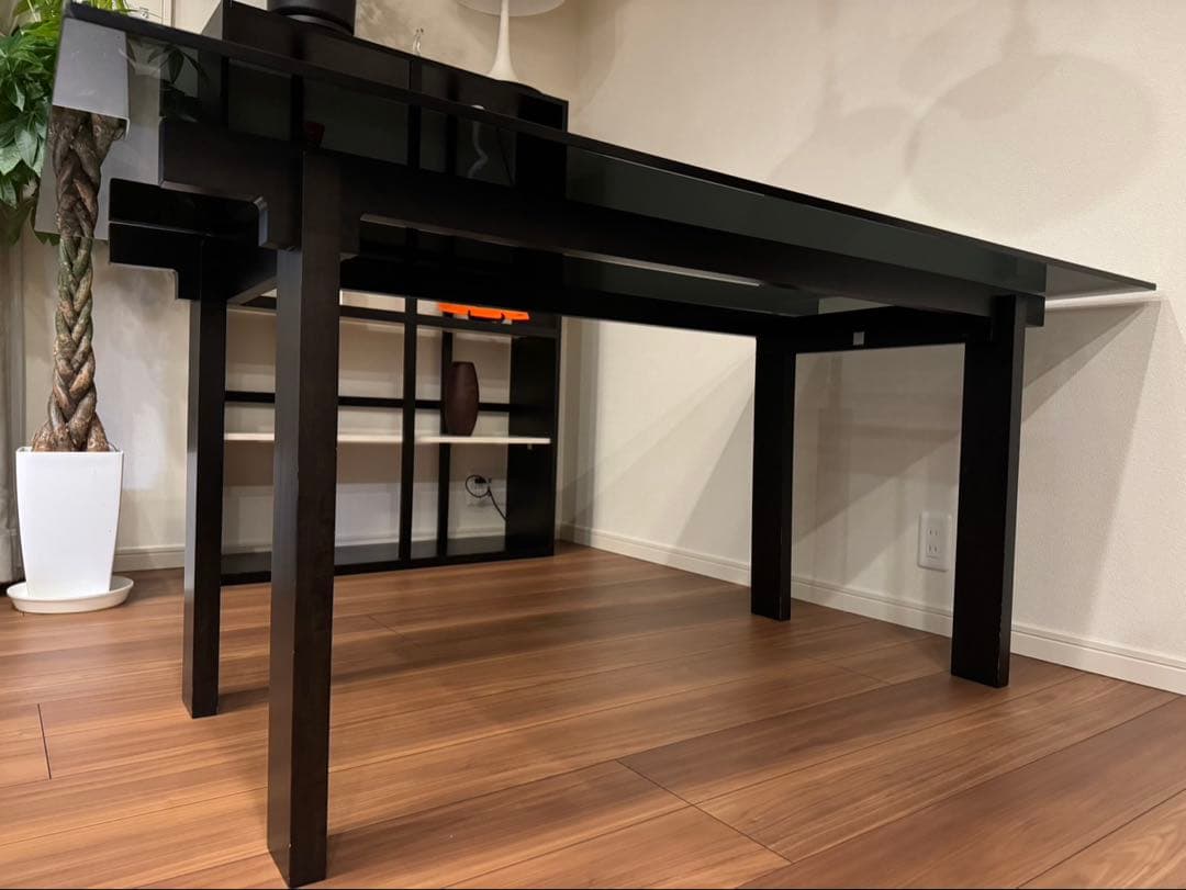 【Taka Jamaica】カッシーナ　BLOOM ダイニングテーブル