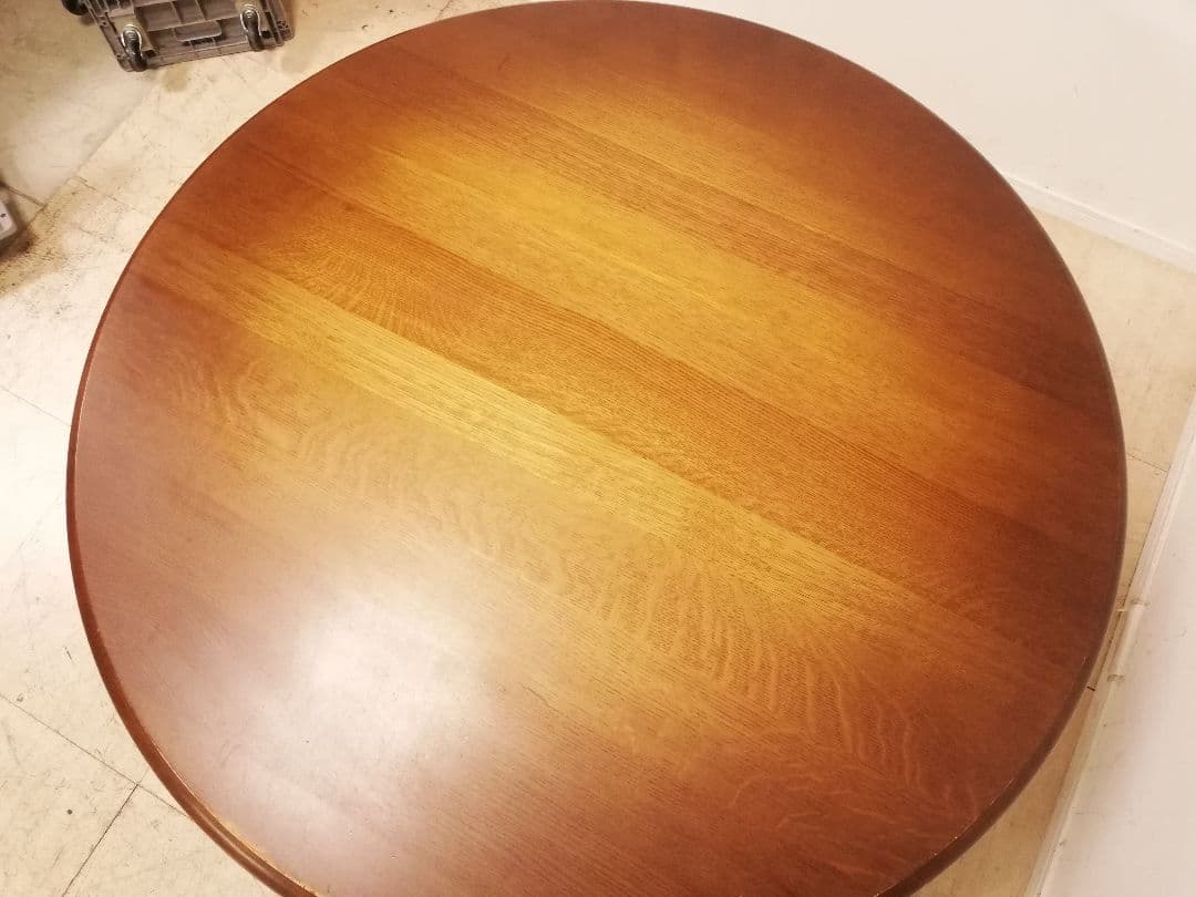 IDC大塚 飛騨産業 キツツキマーク ヴィンテージ ラウンド型ダイニングテーブル