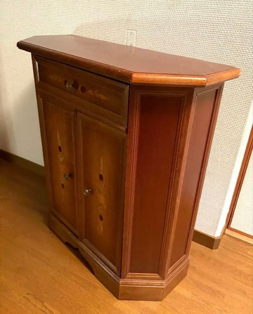 キャビネット イタリア家具　アンティーク風