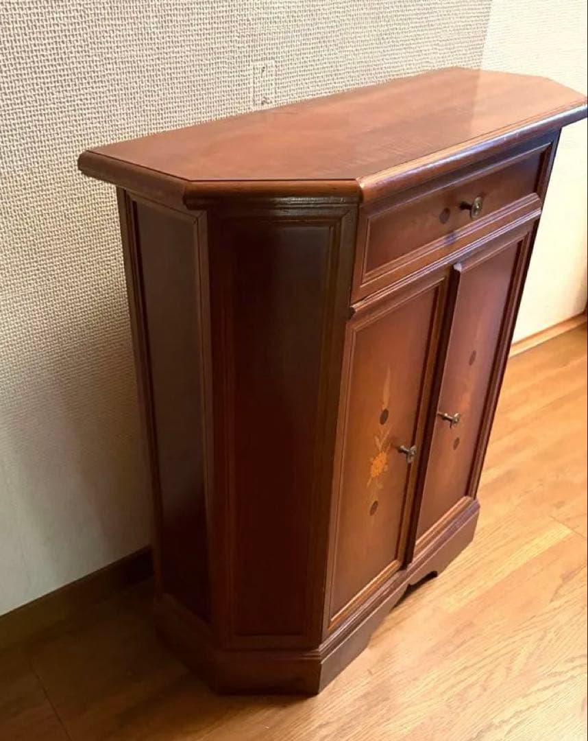 キャビネット イタリア家具　アンティーク風
