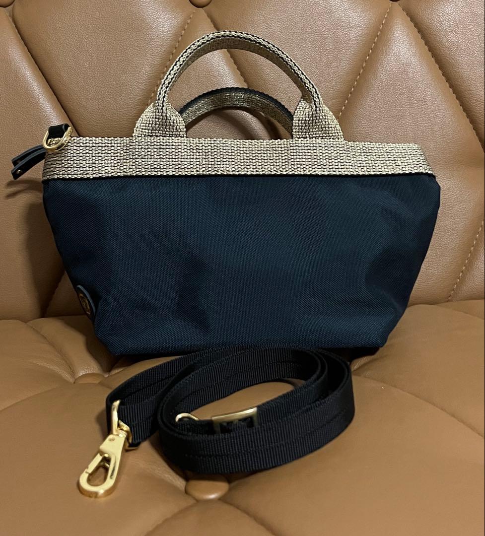 ヴィオラドーロ　ナイロン　ショルダーバッグ　トートバッグ