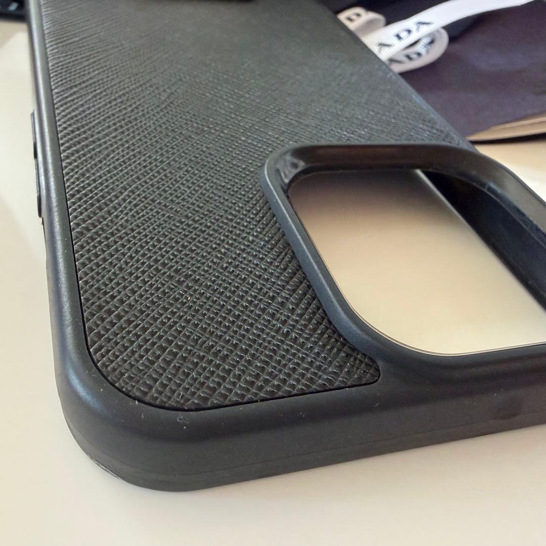 【AYA】PRADA サフィアーノトライアングル iPhone13pro