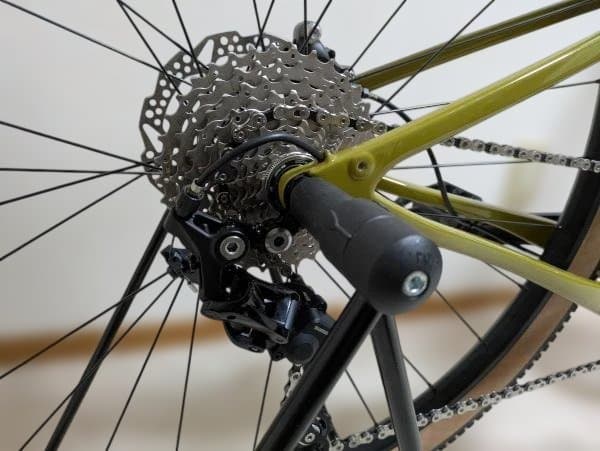 鳩　キャノンデール TOPSTONE CARBON 4　フロントシングル