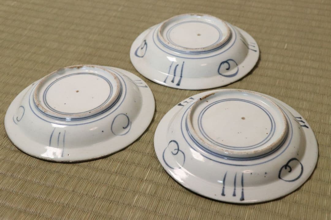 【CM69】古伊万里 芙蓉手 染付皿 三客 江戸期 虫図 飛蝗 草花 宝尽