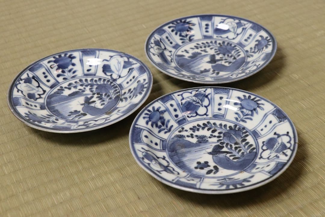 【CM69】古伊万里 芙蓉手 染付皿 三客 江戸期 虫図 飛蝗 草花 宝尽