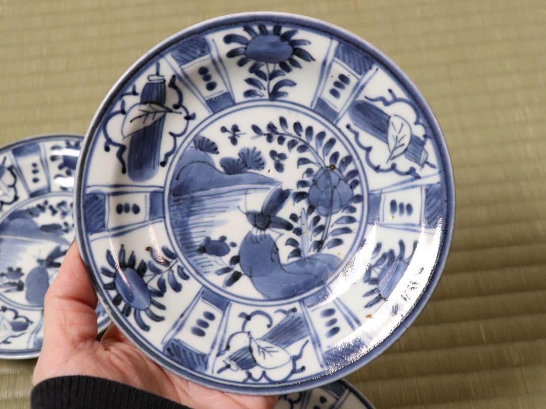 【CM69】古伊万里 芙蓉手 染付皿 三客 江戸期 虫図 飛蝗 草花 宝尽