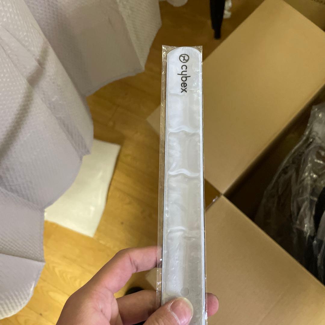 Cybex サイベックス　シローナ Gi i-Size ムーンブラック プラス