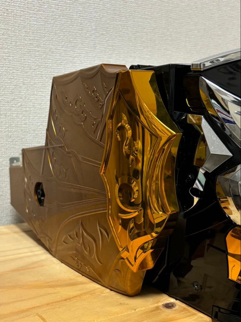 P 牙狼金翔（金） フェイス役物 　　　　　☆レア品残り１点限り☆