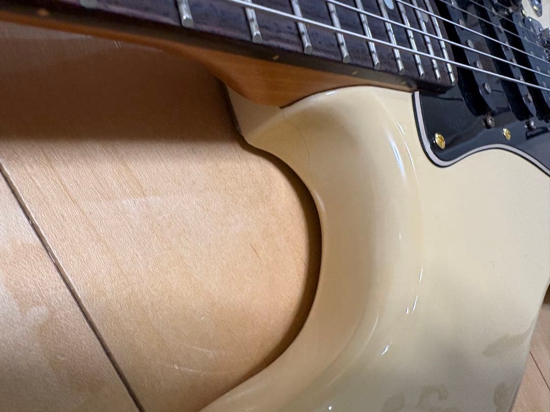 エレキギター　ストラトタイプ