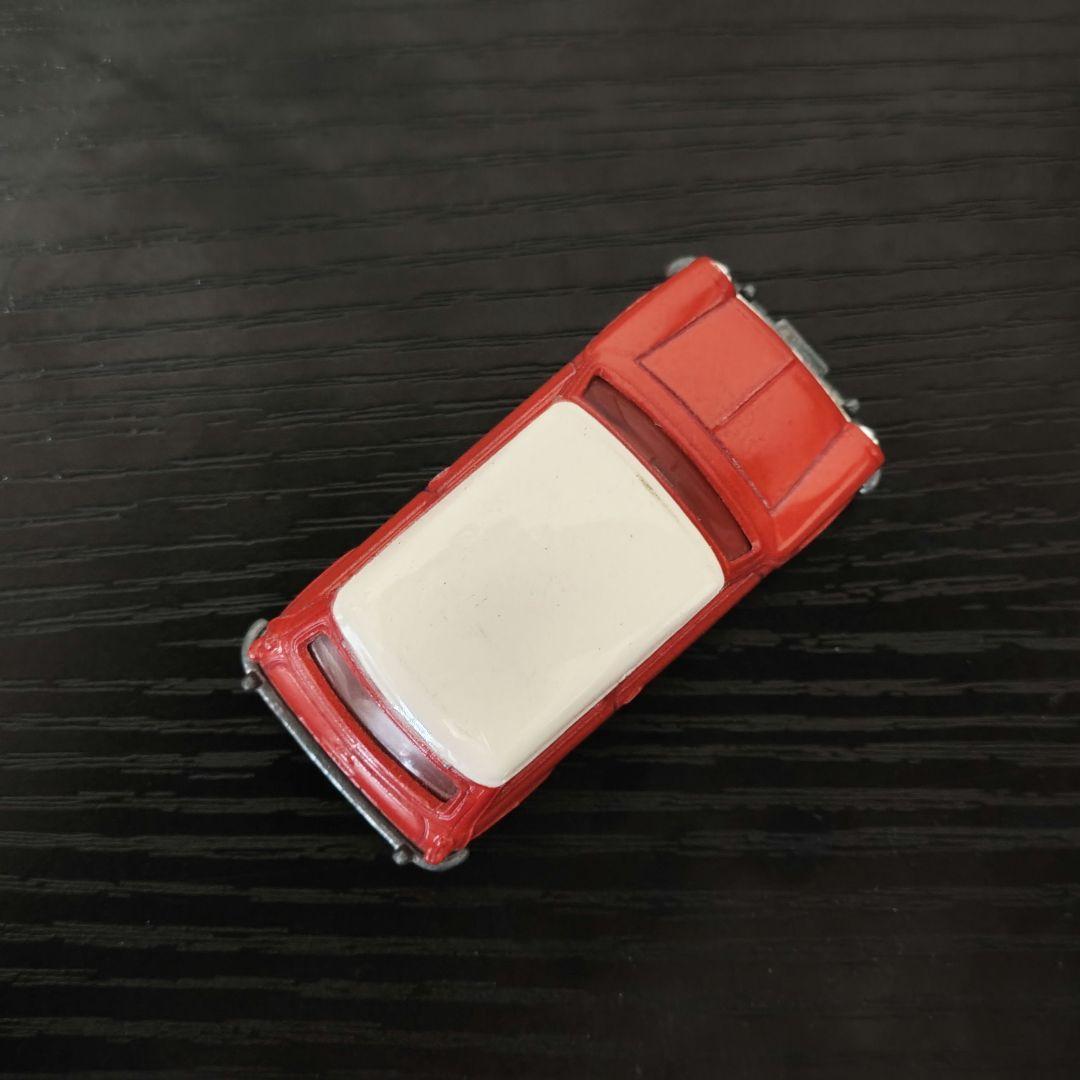 TOMICA　トミカ　ミニクーパー　赤/白色　輸出カラー