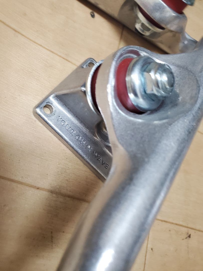 2022年モデルプロも絶賛‼️YOW ヤウ メラキ S5 トラック 中古