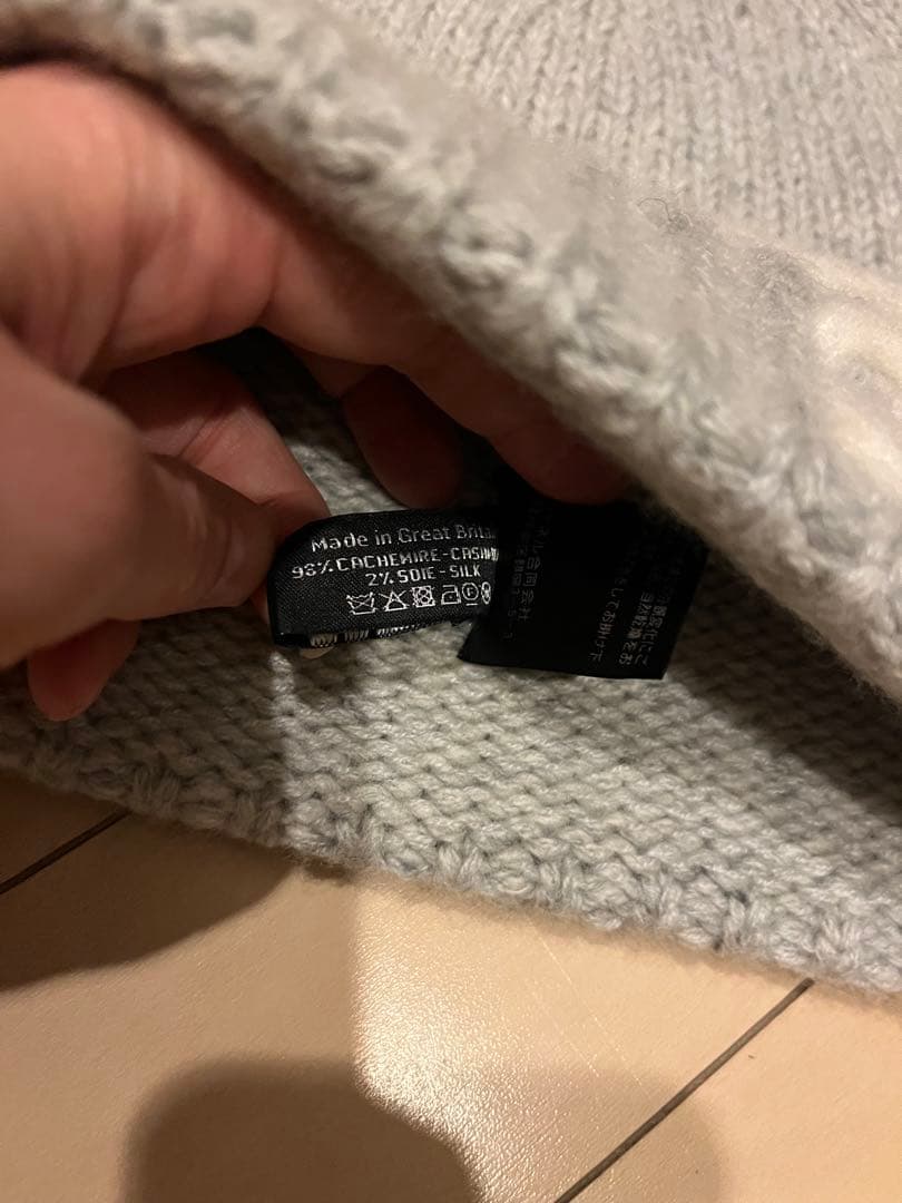 未使用　CHANEL グレー 帽子とマフラーセット