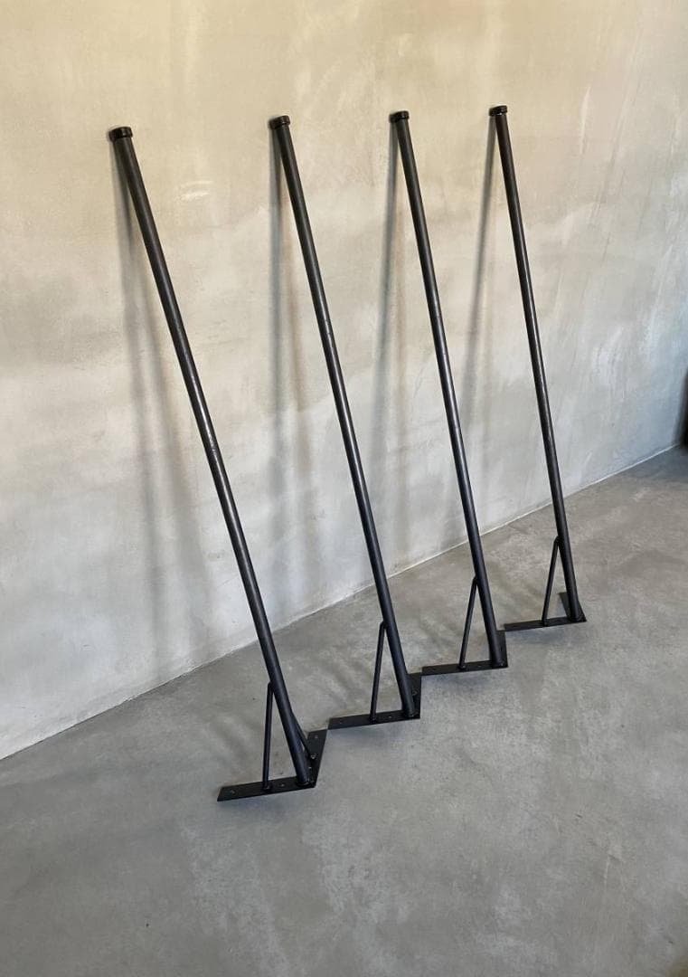 鉄脚　アイアンレッグ　インダストリアル　ダイニングテーブル　ワークデスク　４本