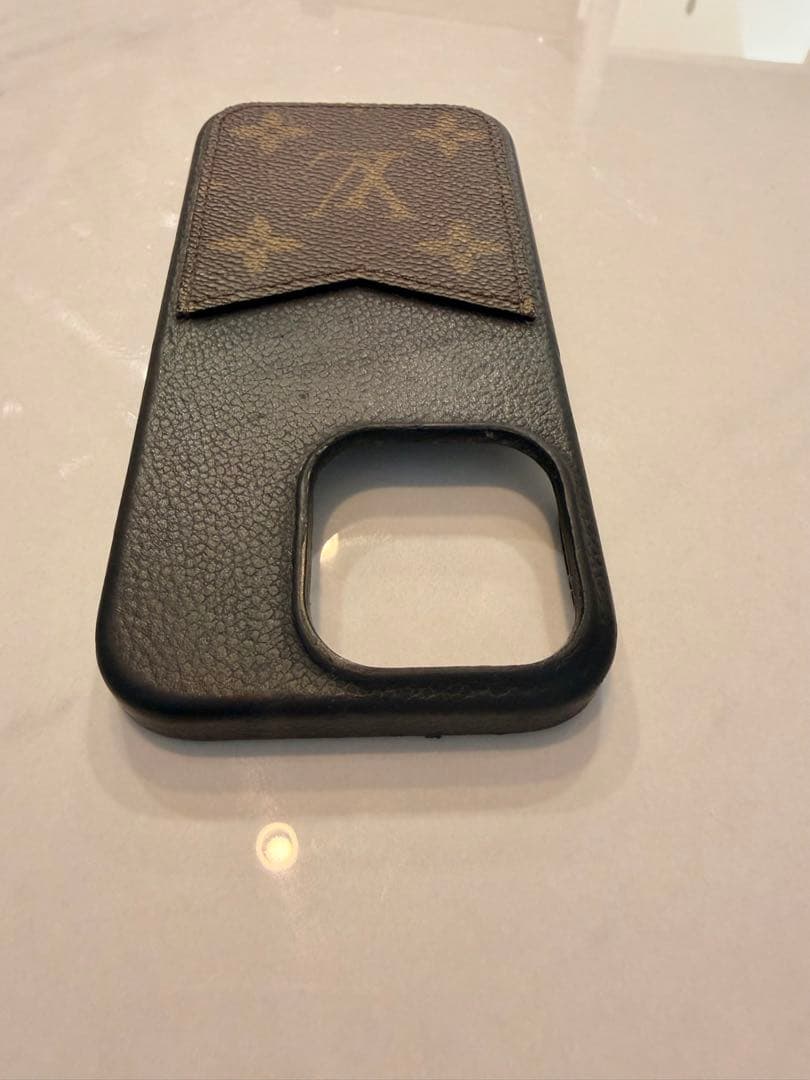 Louis Vuitton ルイヴィトンiPhoneケース　15pro