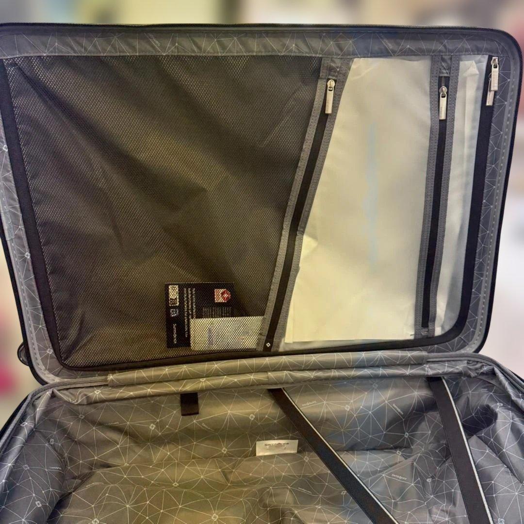 ★未使用　サムソナイト　エレメントスーツケース　27インチ　SAMSONITE